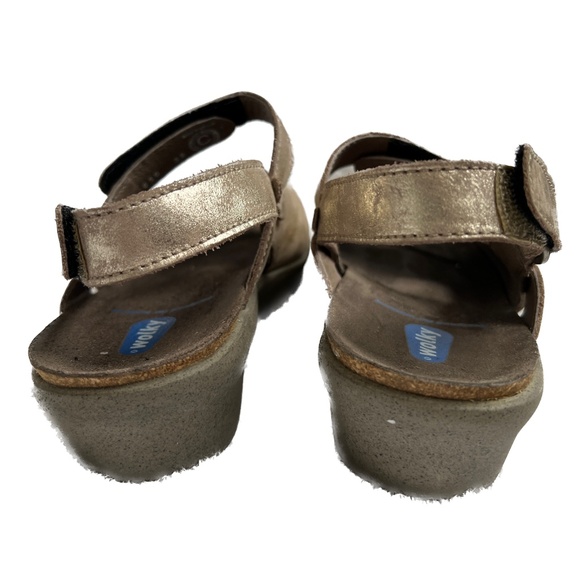Wolky Sandals 2 Strap Comfort Hook & Loop Mottled Gold Size 38 US Size 7 - Picture 5 of 9